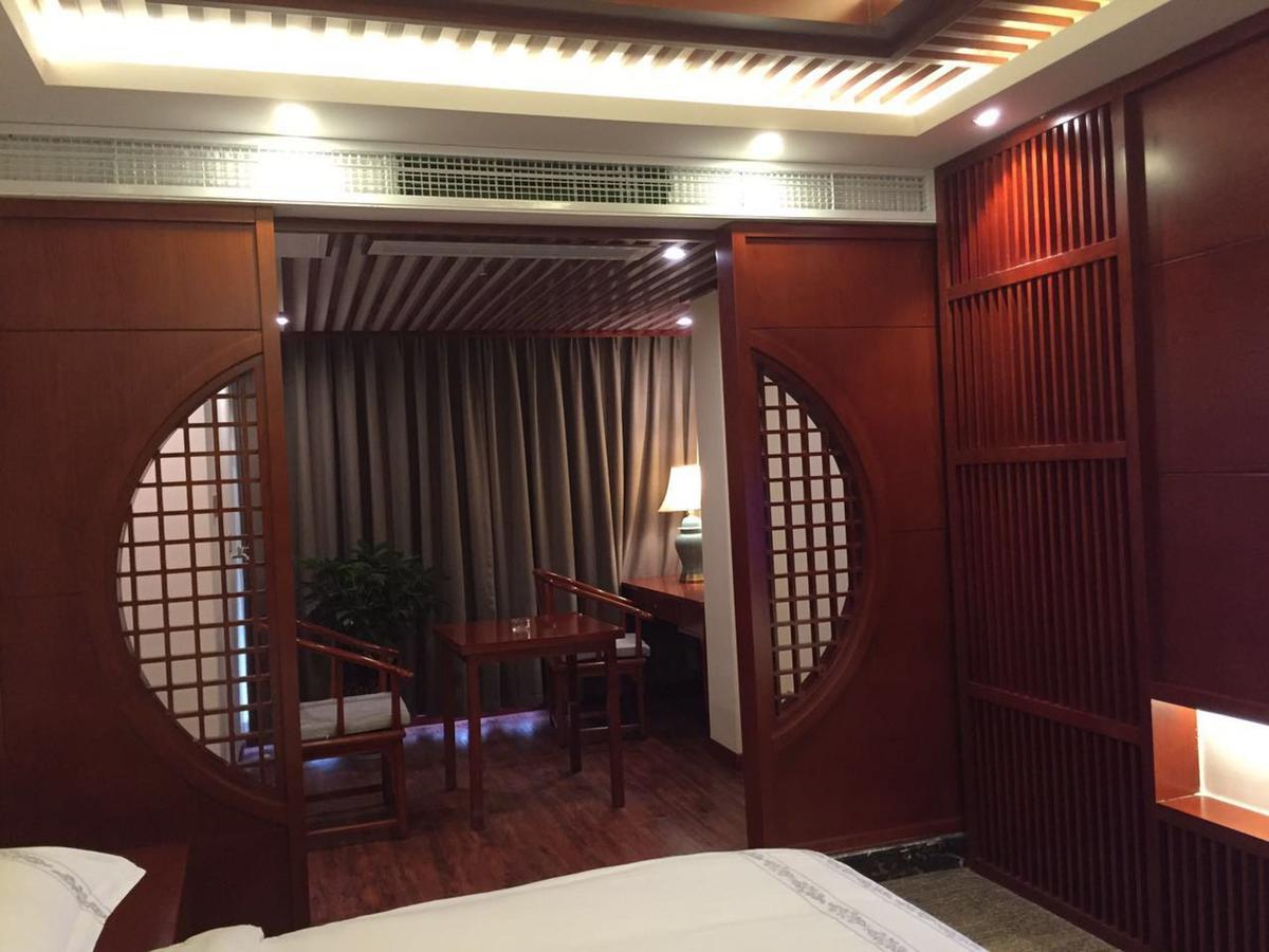 Mingshan Hotel Chengdu Eksteriør bilde