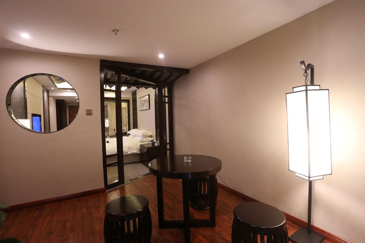 Mingshan Hotel Chengdu Eksteriør bilde