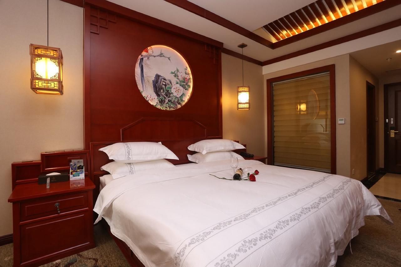 Mingshan Hotel Chengdu Eksteriør bilde