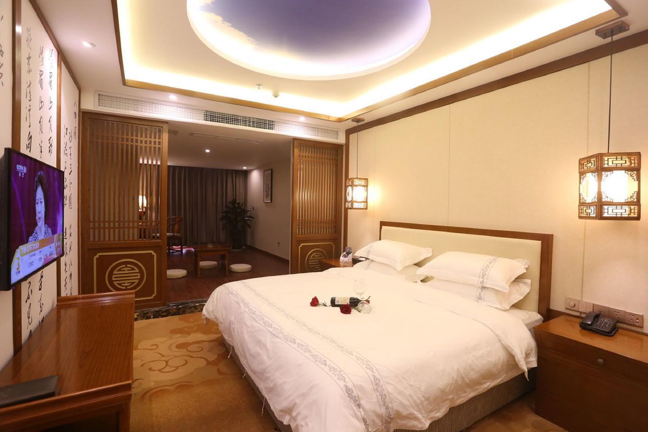 Mingshan Hotel Chengdu Eksteriør bilde