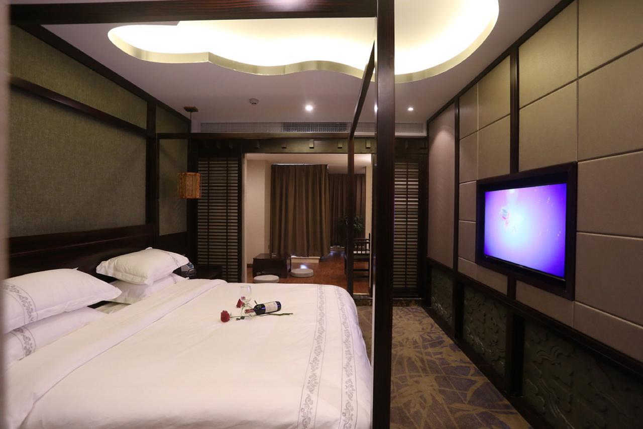 Mingshan Hotel Chengdu Eksteriør bilde