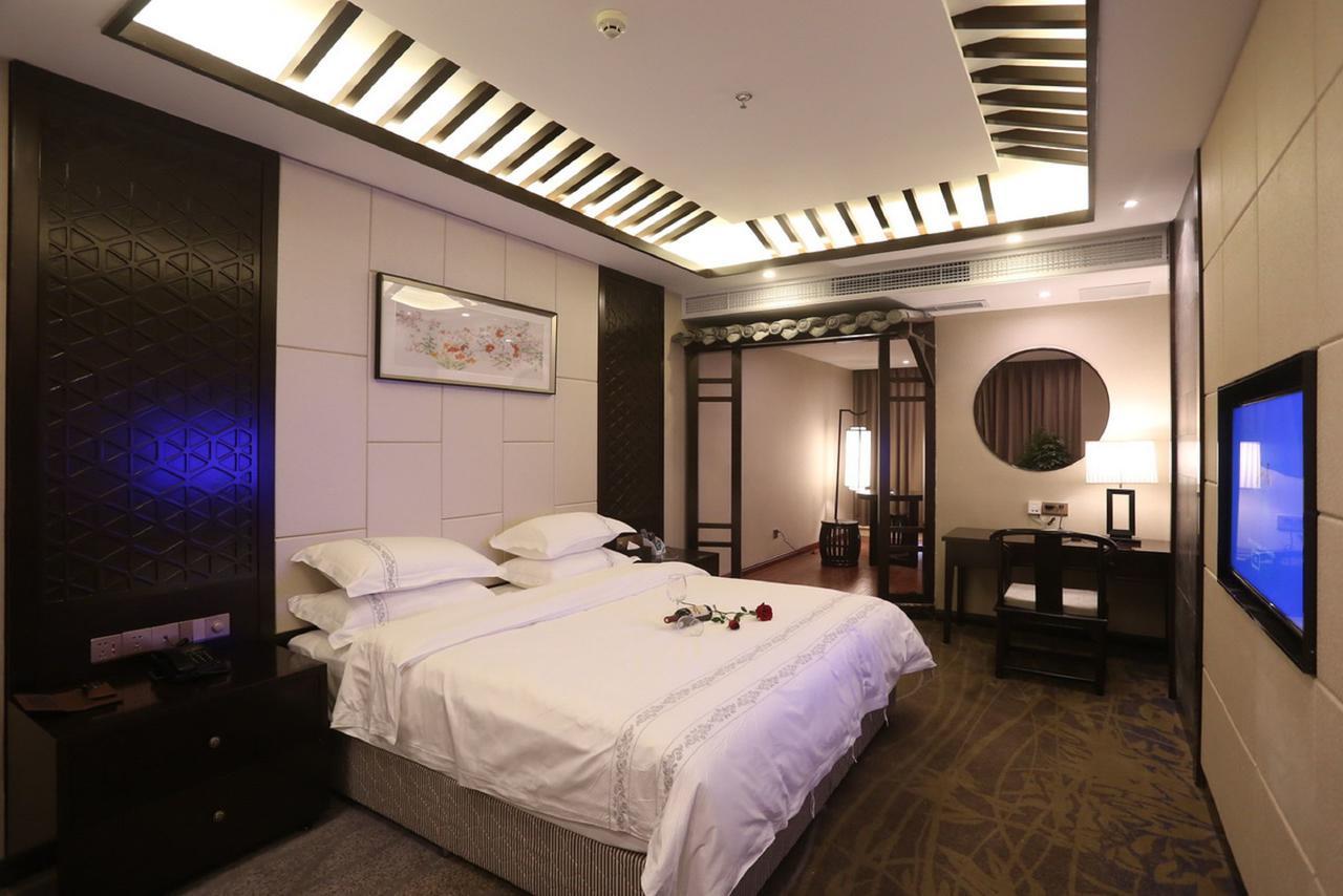 Mingshan Hotel Chengdu Eksteriør bilde
